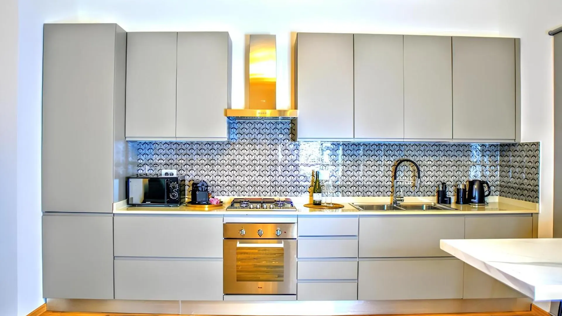 Апартаменты Vuel Sea View House -10 Minutes From The Airport Фьюмичино